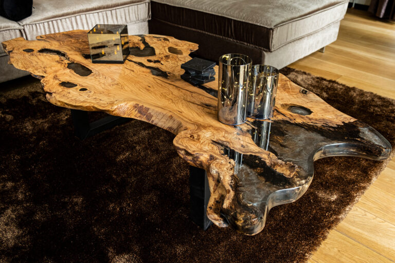 Tables basses exclusives en bois d'Olivier
