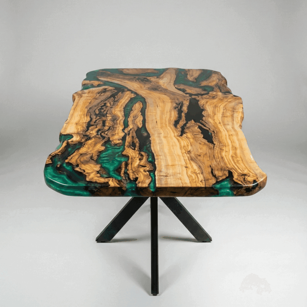 Grüner Epoxidharz-Esstisch aus Olivenholz (River Table)